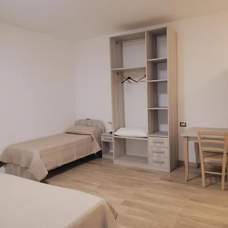 House Airport Apartment Catania