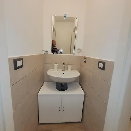 House Airport Apartment Catania