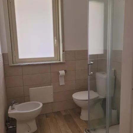 House Airport Apartment
