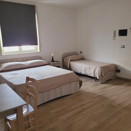 House Airport Apartment *